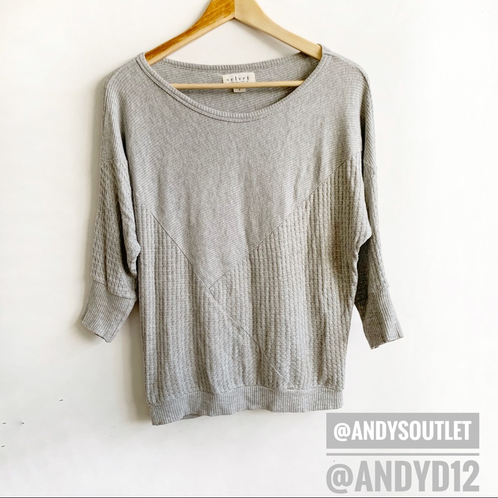 SOLD by Graham & Spencer Gray Top Size Small